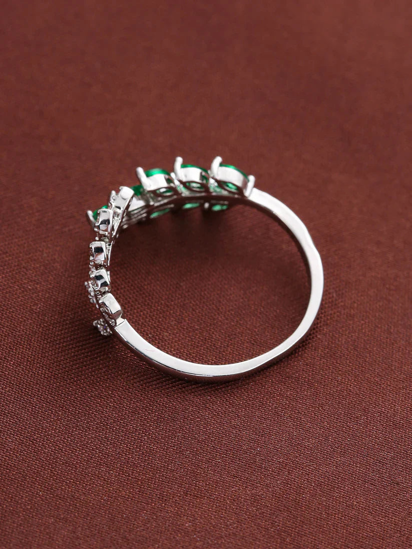 Lyselle vivara ring
