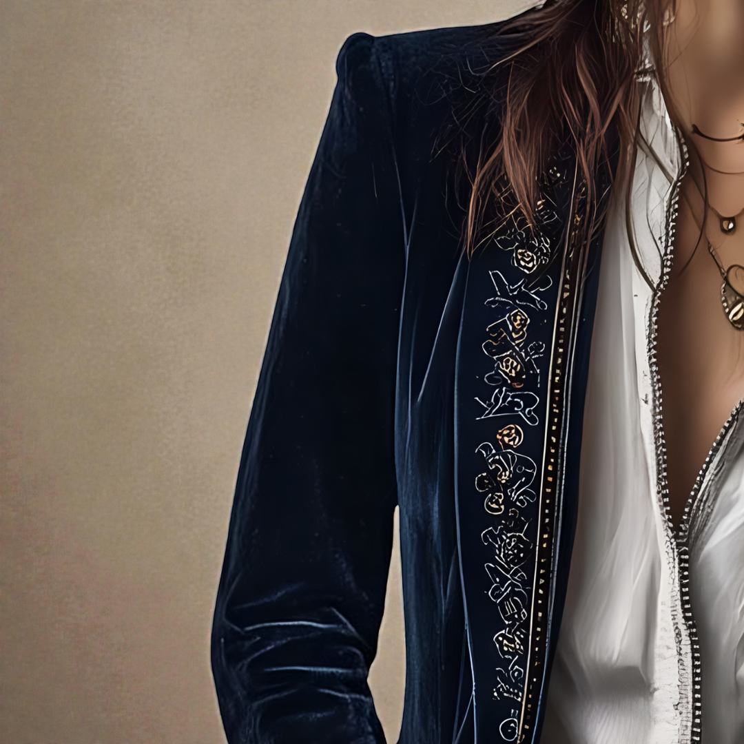 Nuria | Elegant velvet jacket