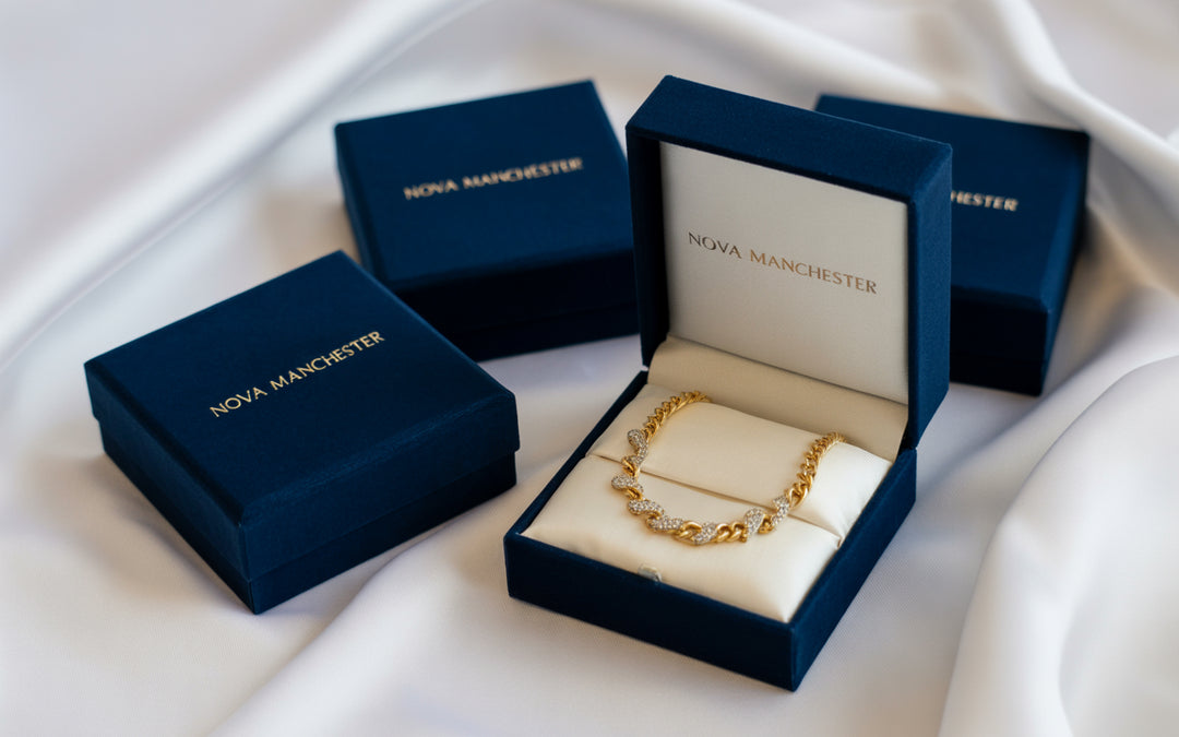 Kaetlyn | Handcrafted fishtail pendant